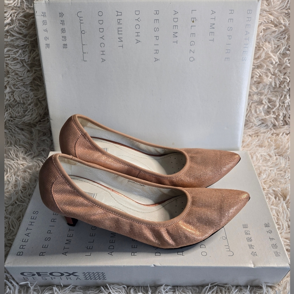 Geox Elina Rose Gold Pumps